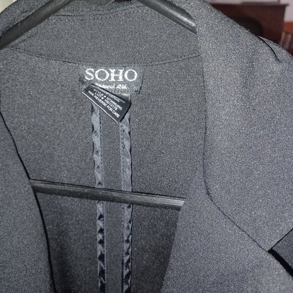 Soho Women's 1-Button Blazer Medium Black - Picture 3 of 5